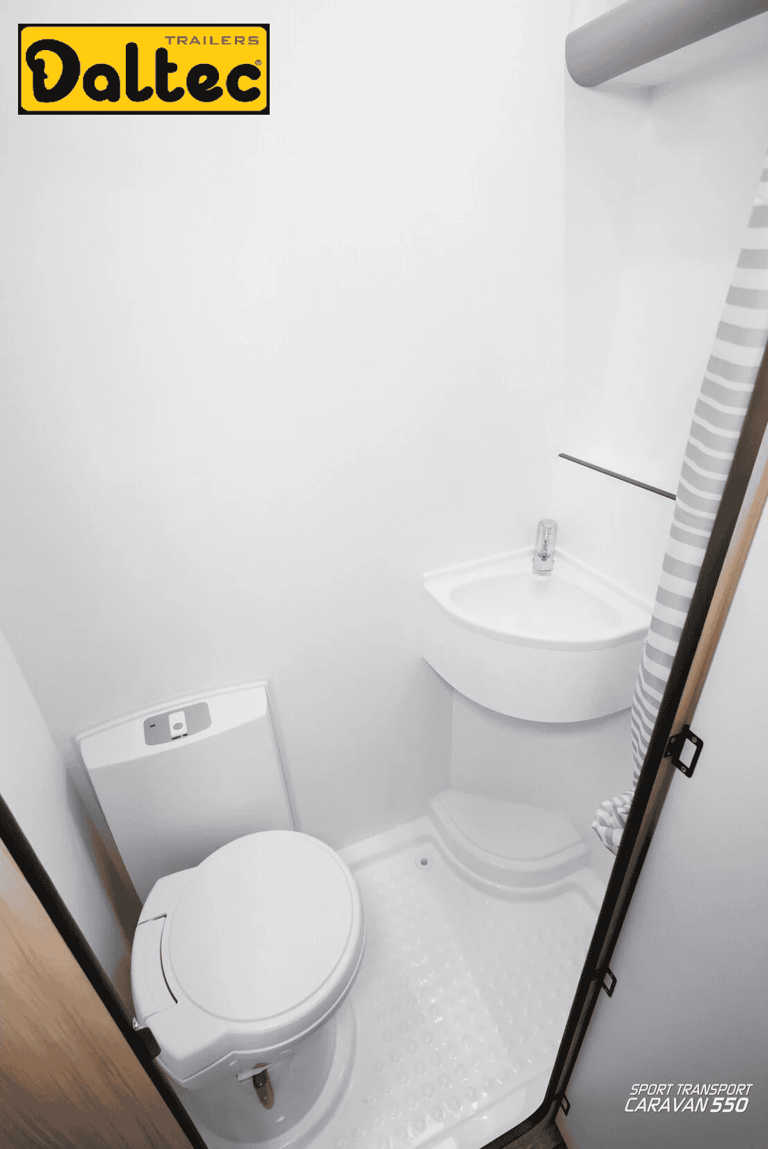 tomplan-midi-sport-wohnwagen-tfs-550t00-sc-mit-flu (10)