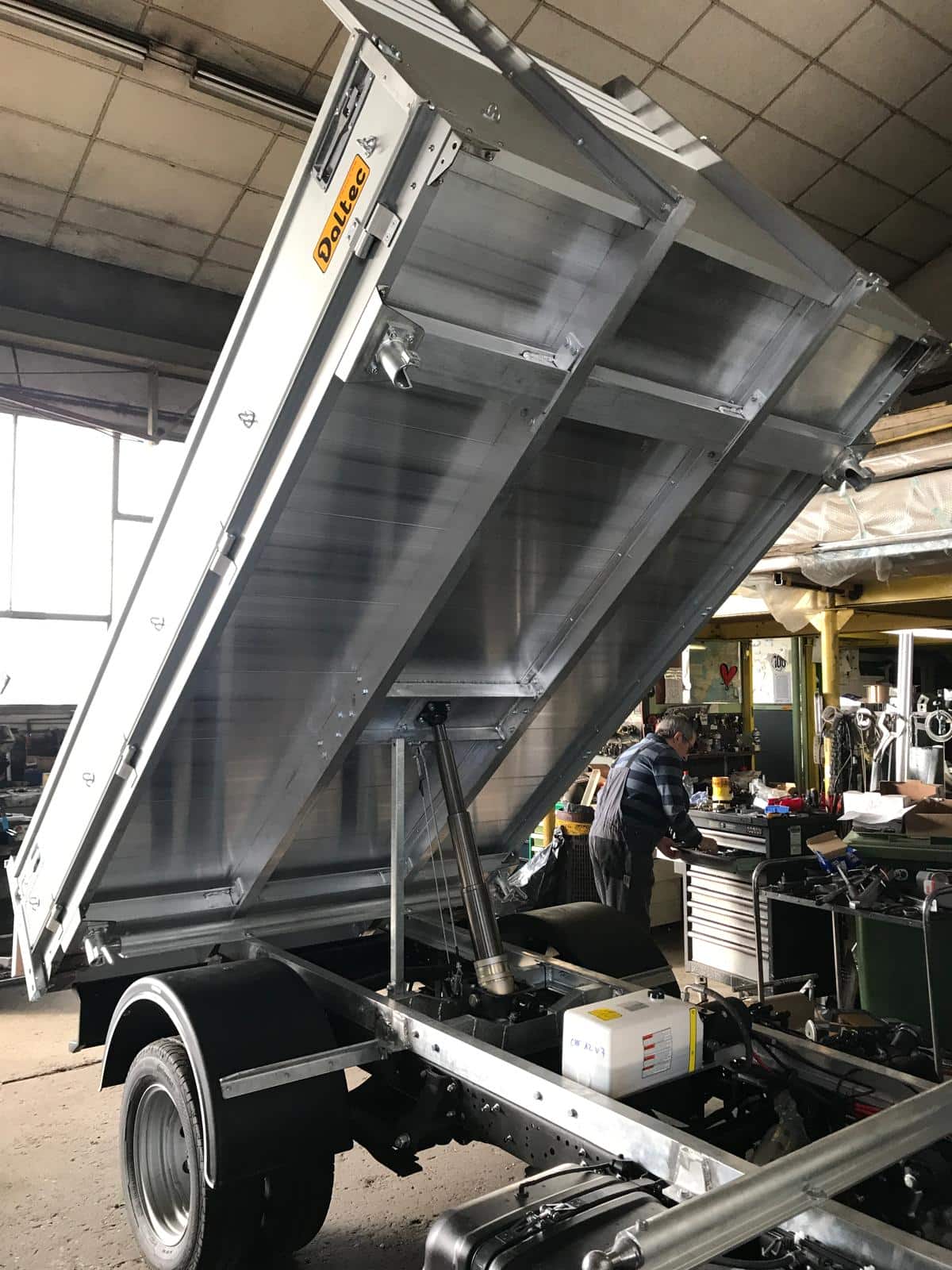 Dreiseitenkipper Aufbau Vollaluminium (2)