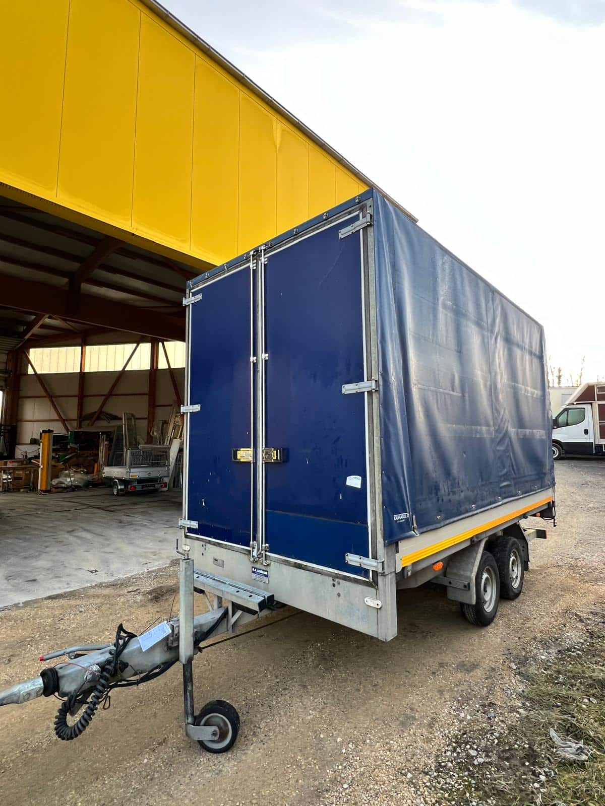 Occ. City Trailer 3.5 to mit Hebebühne (4)