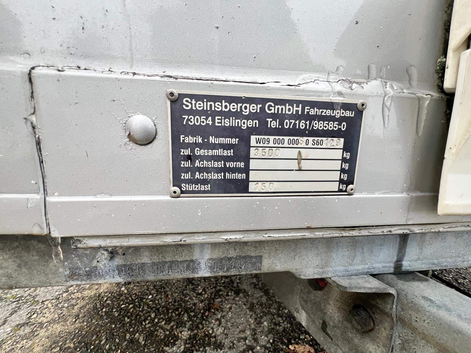 Pferdetransportanhänger Stelnsberger mit Wohnabteil (3)