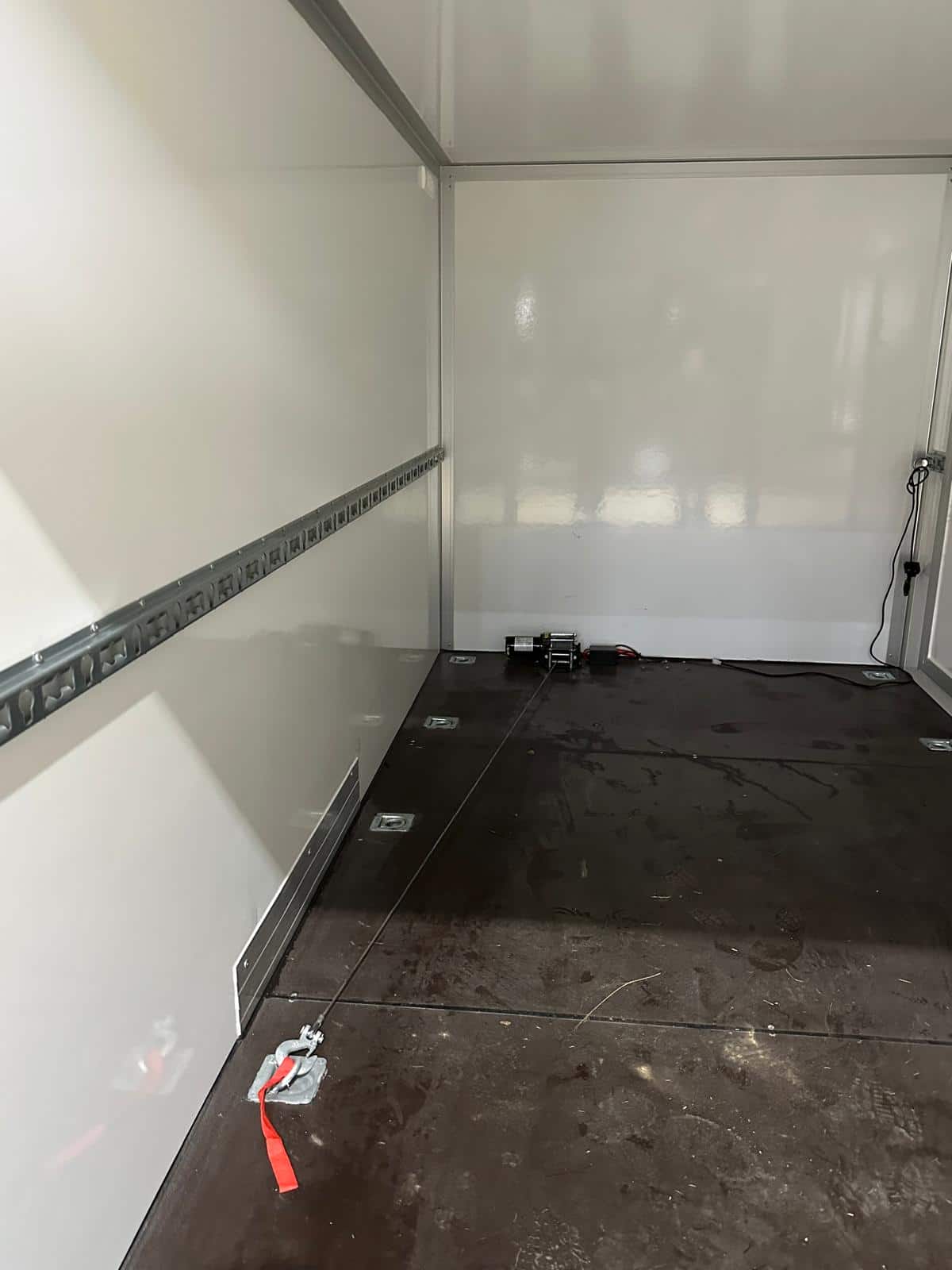 Daltec Cargo VZ 27 BK Kofferanhänger Occ. 13 (1)