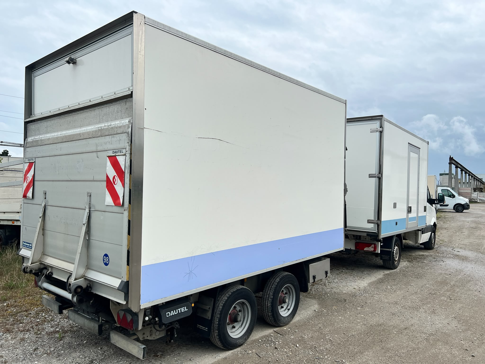 Mercedes Benz 316 BT weiss blau (11)