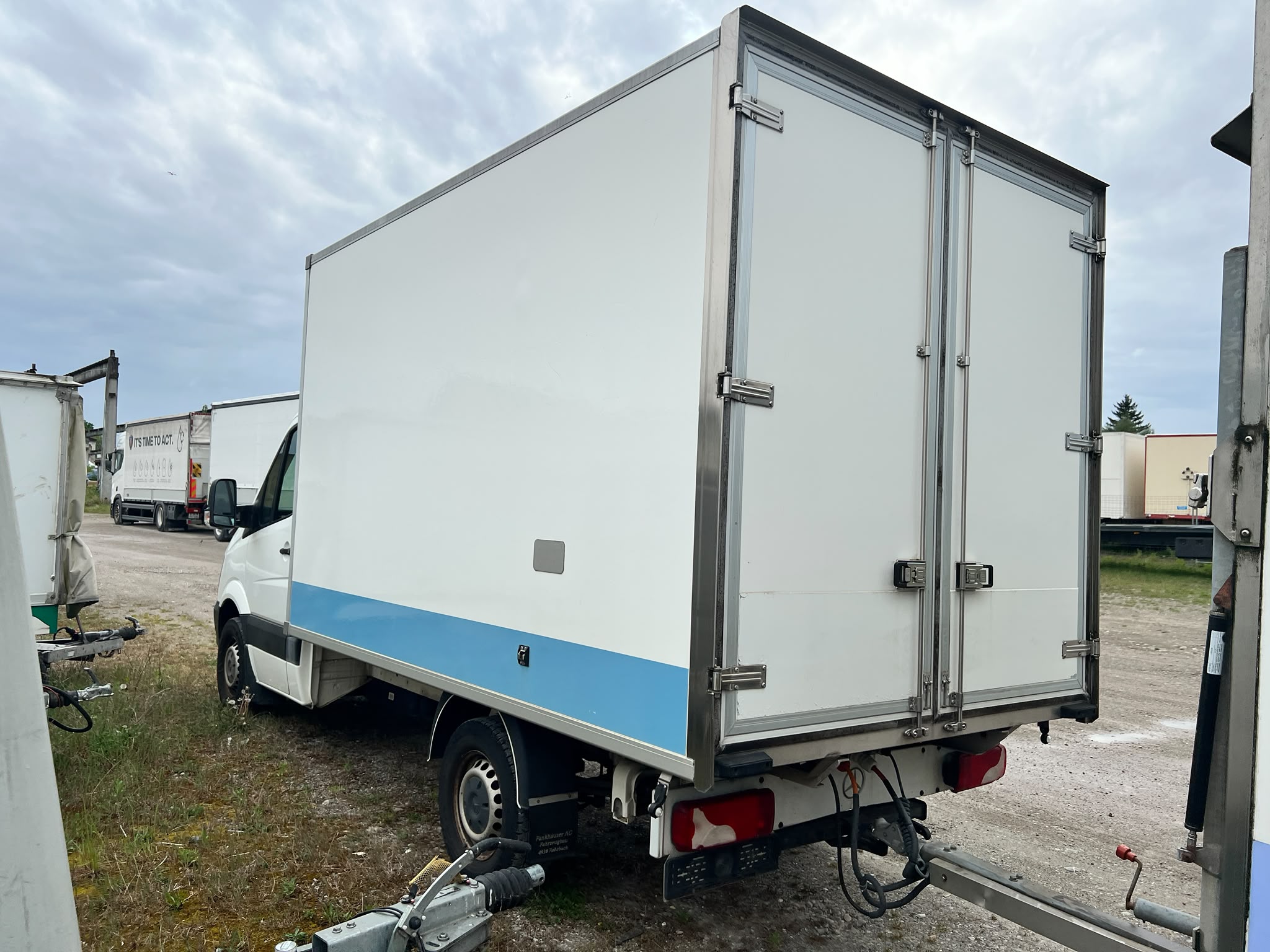 Mercedes Benz 316 BT weiss blau (13)