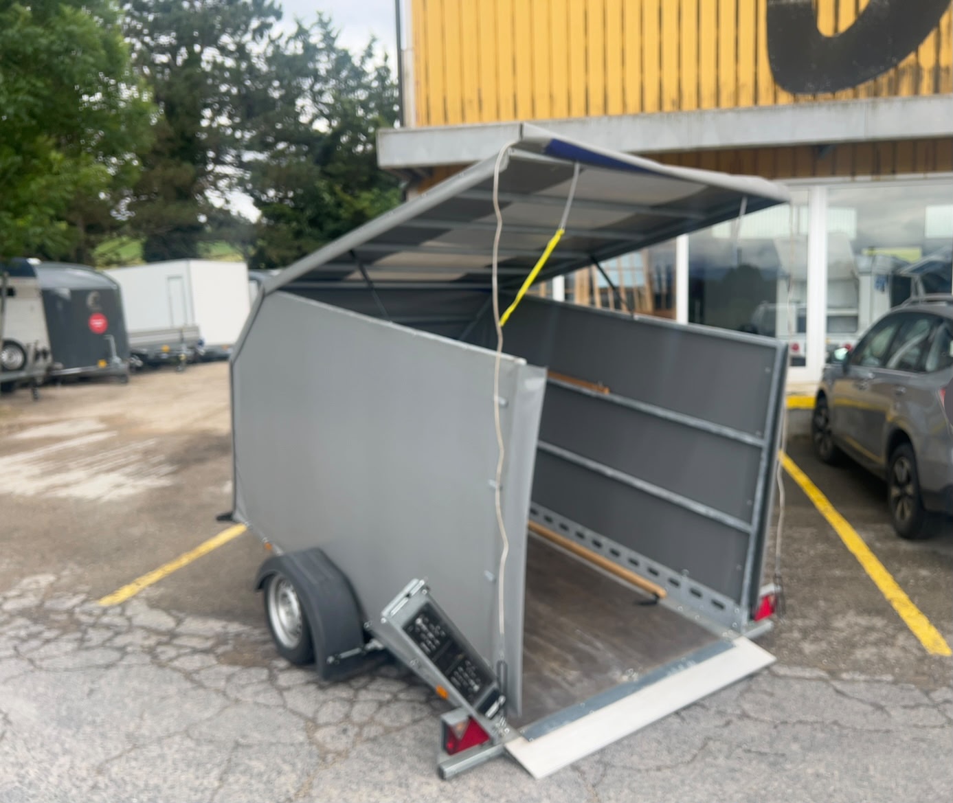 Lifter Unsinn Absenkanhänger